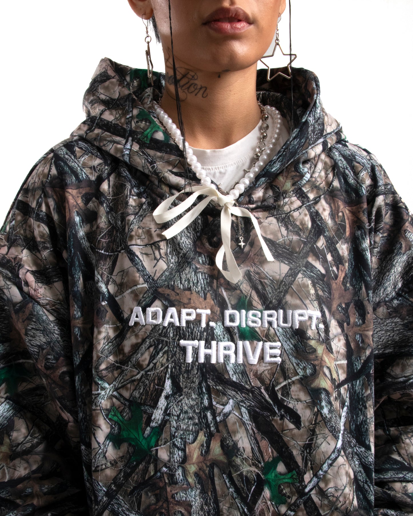 Misaligned Reality Hoodie/Buzo - Camø Kore